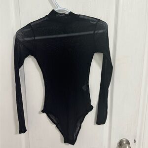 Boohoo mesh bodysuit sz US 6 NWT